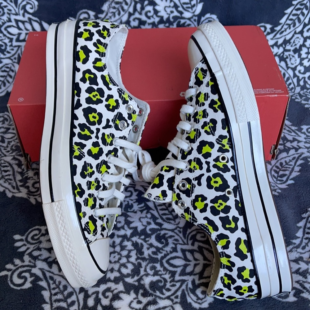 Converse Chuck Taylor 70 All Star OX Egret/Black/Bold Light MEN`S - Picture 12 of 16